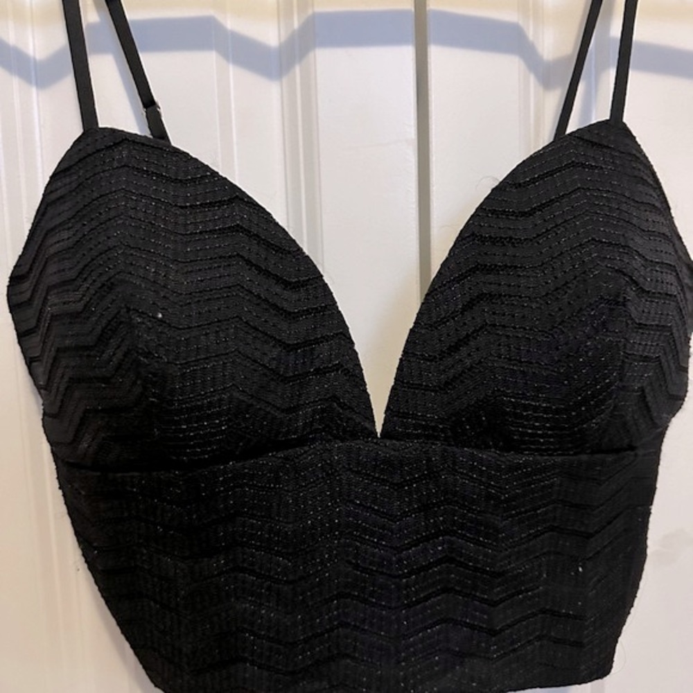NWOT Bebe tank crop top